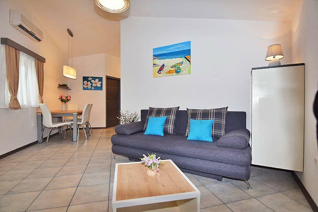 Mare Medulin Apartment Exterior photo